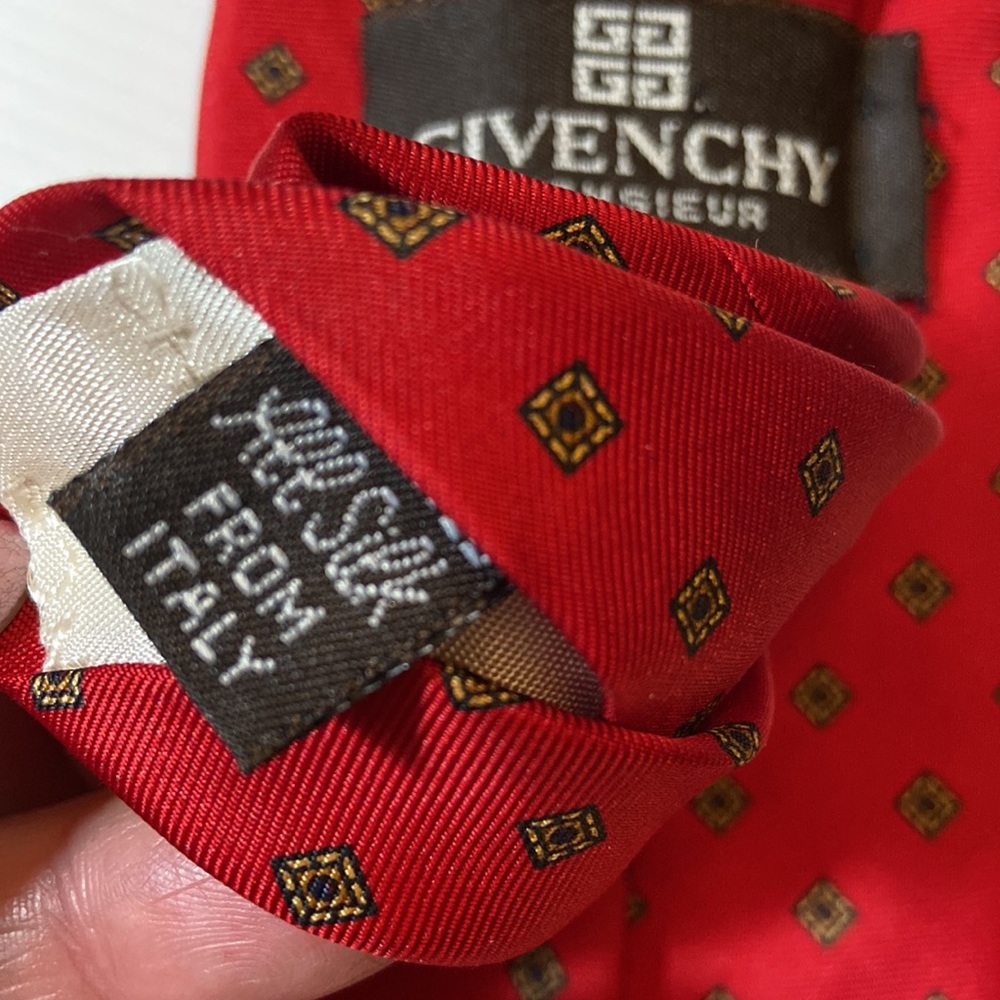 Givenchy Monsieur Red Italian Silk Necktie USA - Picture 4 of 6